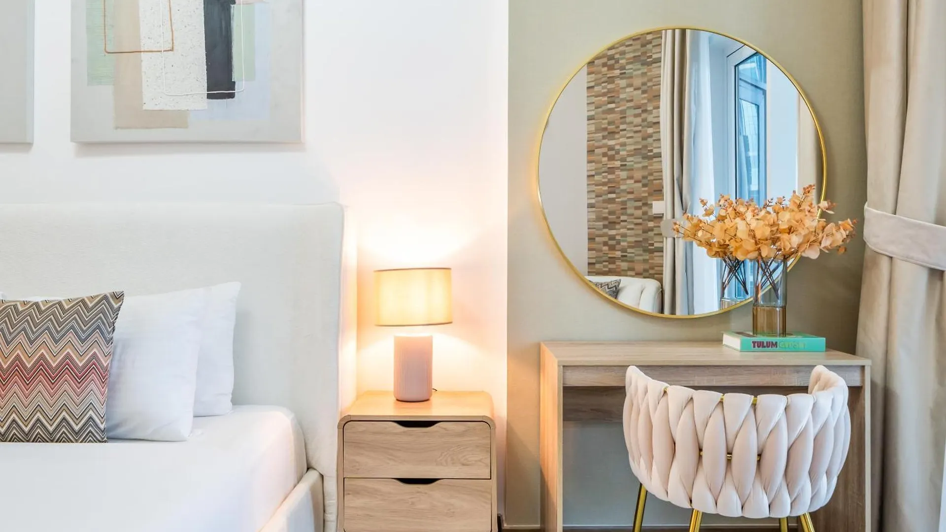 Exclusive Missoni-Branded 1Br Urban Oasis Canal Dubaï