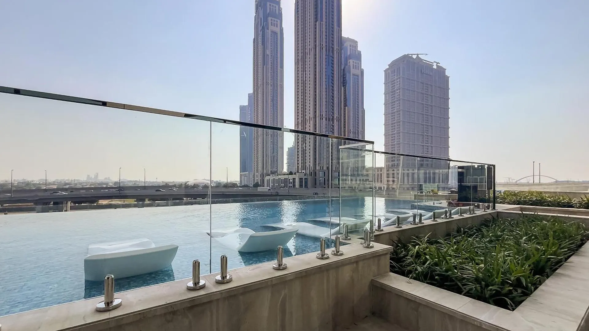 Exclusive Missoni-Branded 1Br Urban Oasis Canal Dubaï Appartement